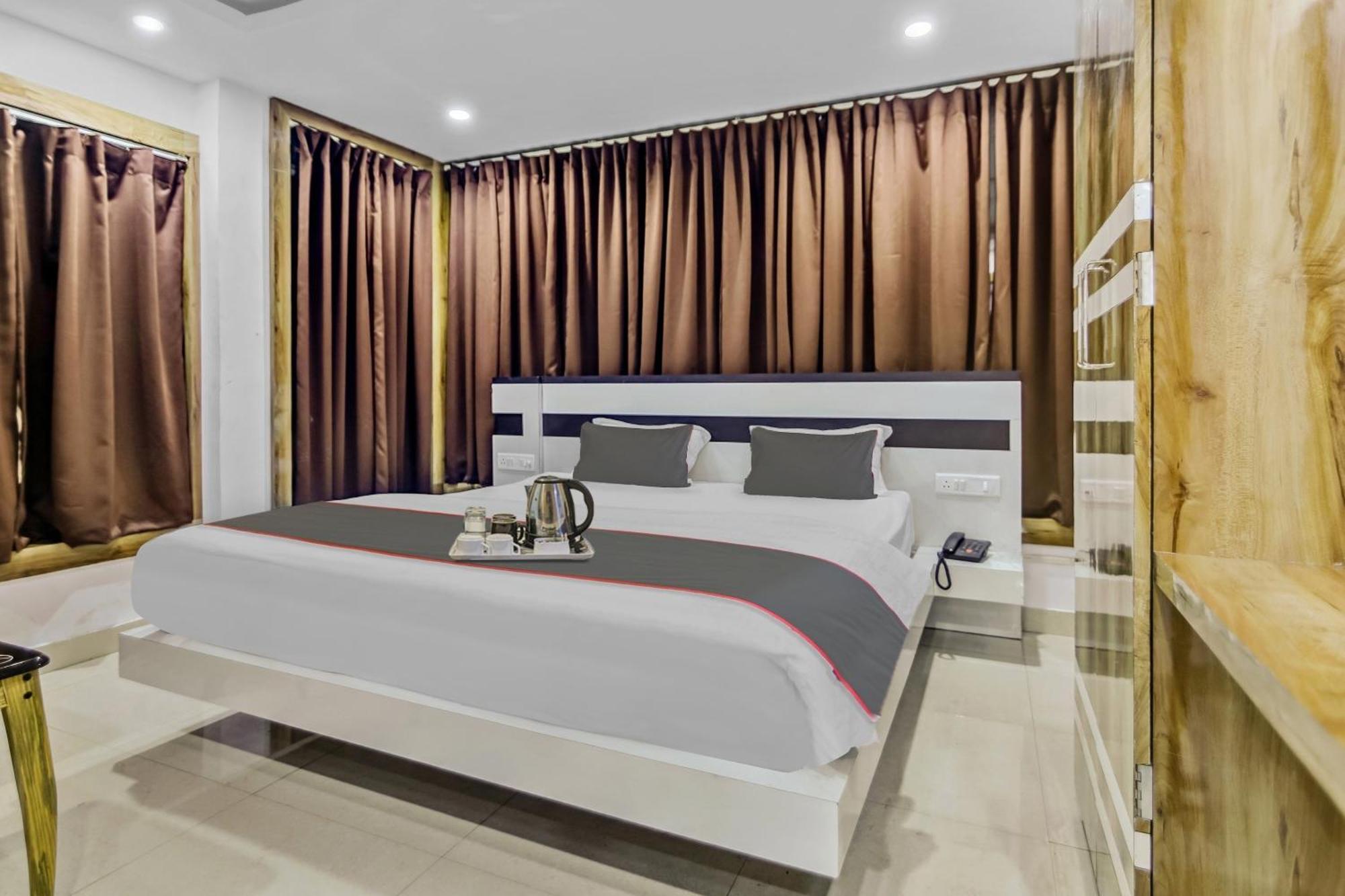 Capital O The Jumar Hotel Silwai Luaran gambar